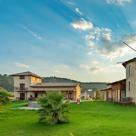 Ageras Santa Marina Лефкада