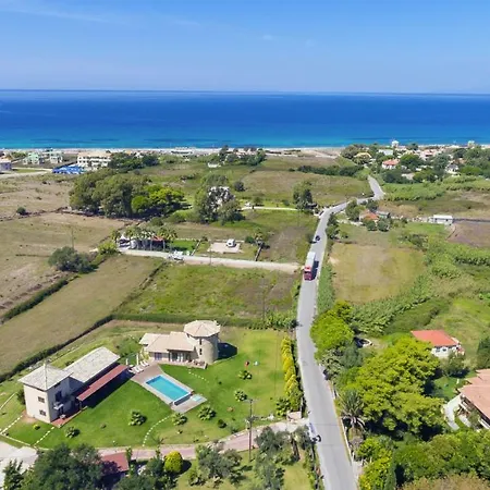 Ageras Santa Marina Лефкада